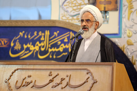 گرامیداشت حماسه ٩ دی در حرم مطهر رضوی