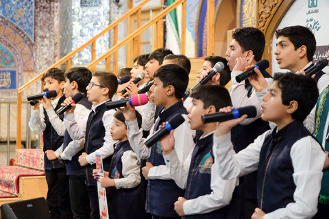 گرامیداشت حماسه ٩ دی در حرم مطهر رضوی