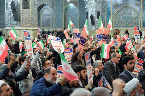 گرامیداشت حماسه ٩ دی در حرم مطهر رضوی