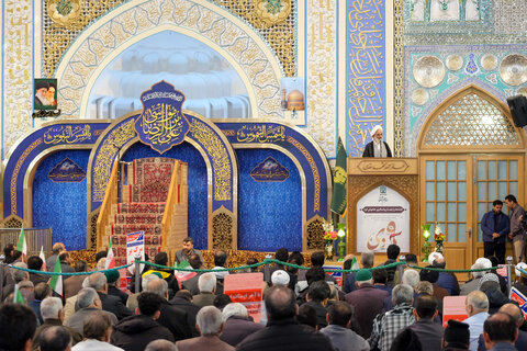 گرامیداشت حماسه ٩ دی در حرم مطهر رضوی