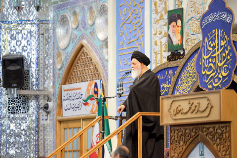 گرامیداشت حماسه ٩ دی در حرم مطهر رضوی