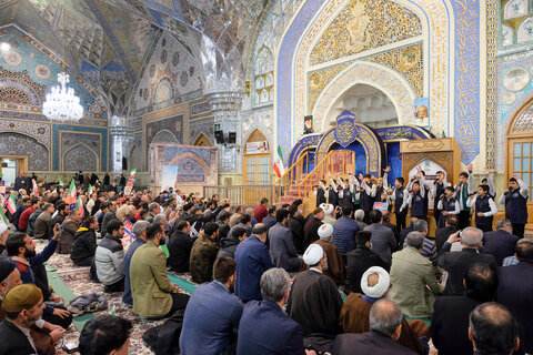 گرامیداشت حماسه ٩ دی در حرم مطهر رضوی