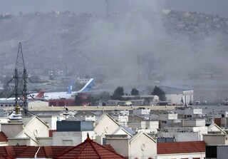 تلفات انفجار در فرودگاه کابل به ۱۴ کشته افزایش یافت