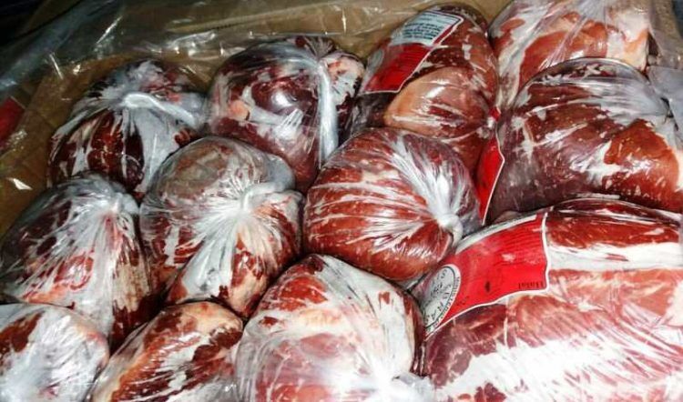 قیمت گوشت قرمز منجمد در خراسان رضوی بین ۱۴۵ تا ۱۵۵ هزار تومان است