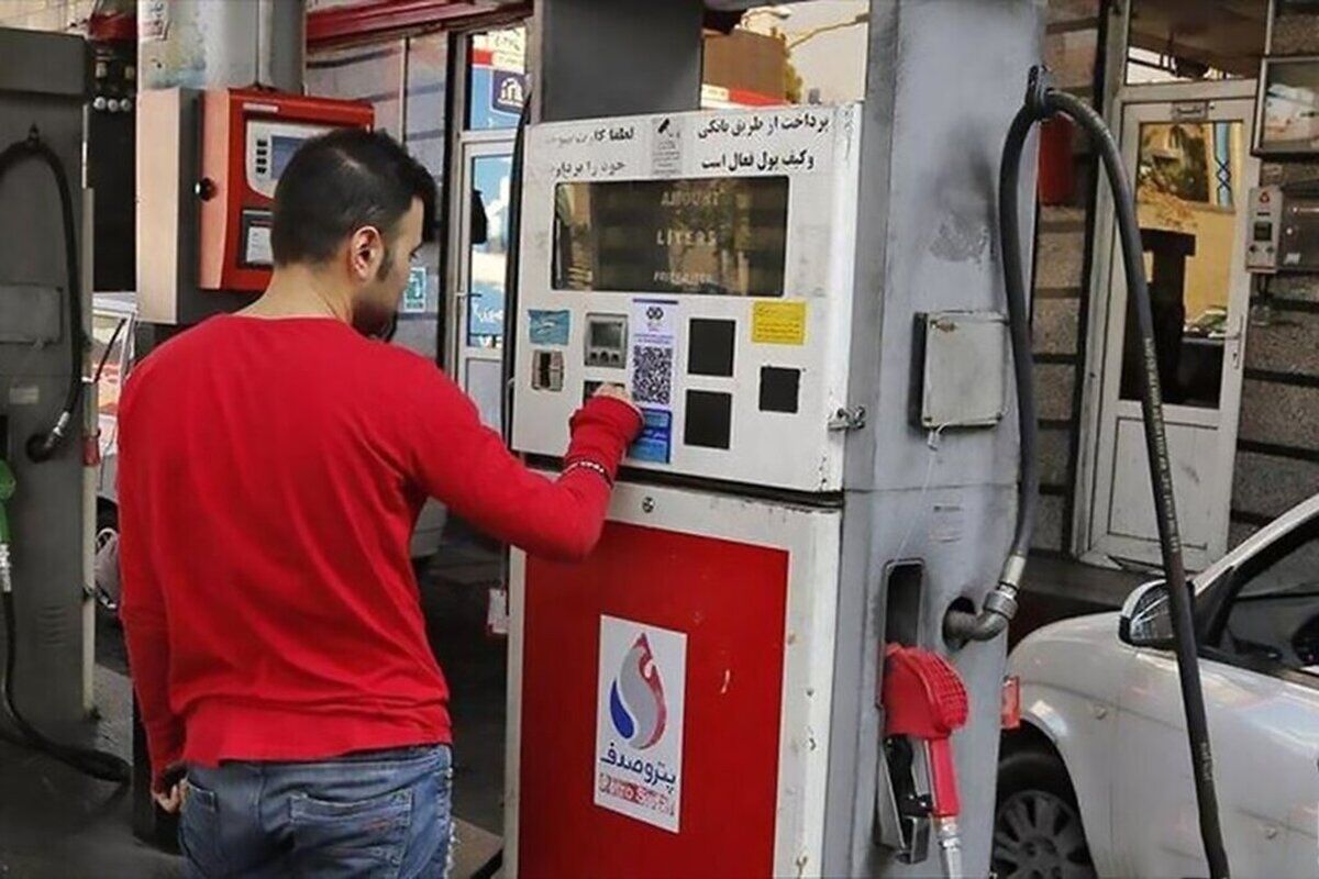 روند عادی عرضه‌ بنزین در جایگاه‌های سوخت مشهد
