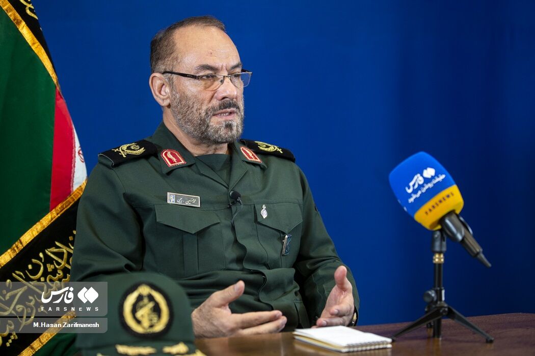 سردار رجبی: ایده گردانهای بومی متعلق به حاج احمد کاظمی بود/ ماجرای تسلیمنامه حزب منحله کردستان