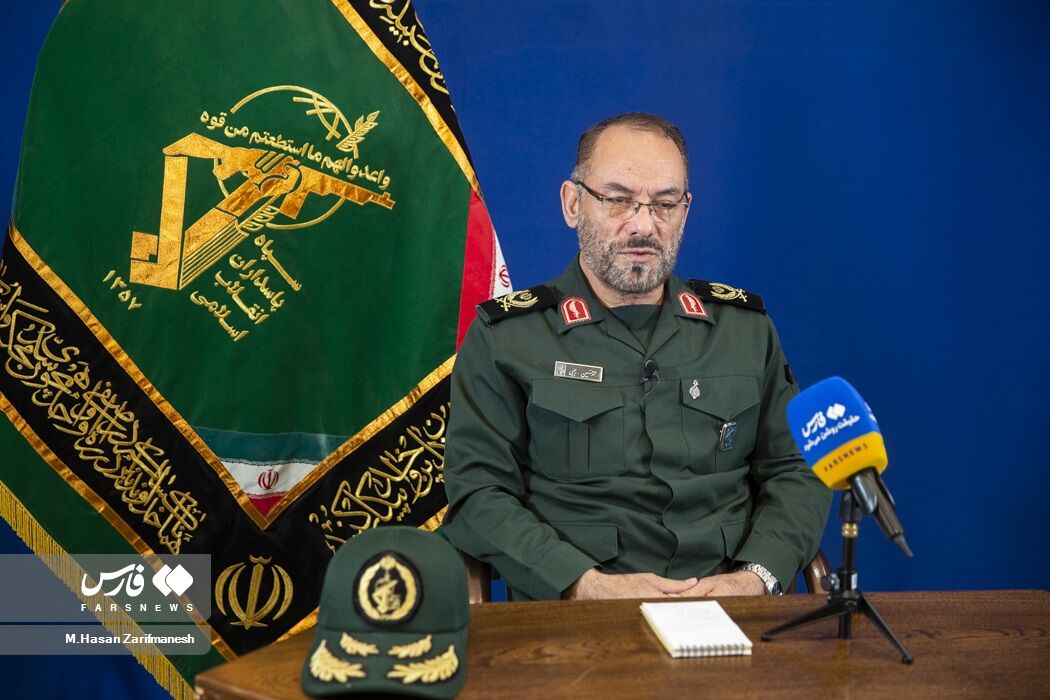 سردار رجبی: ایده گردانهای بومی متعلق به حاج احمد کاظمی بود/ ماجرای تسلیمنامه حزب منحله کردستان