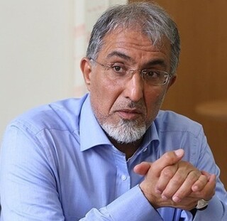  راغفر در گفت‌وگو با قدس: دولت باید بتواند از طبقه برنده، مالیات متناسب بگیرد
