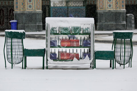 گزارش تصویری I بارش برف در حرم مطهر رضوی