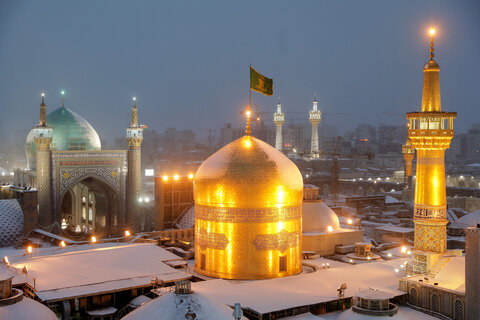 گزارش تصویری I بارش برف در حرم مطهر رضوی