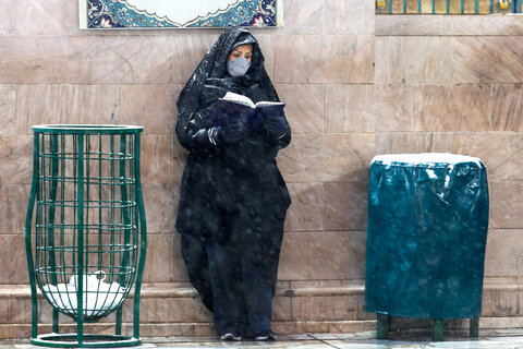 گزارش تصویری I بارش برف در حرم مطهر رضوی