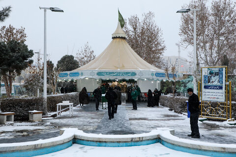 گزارش تصویری I بارش برف در حرم مطهر رضوی