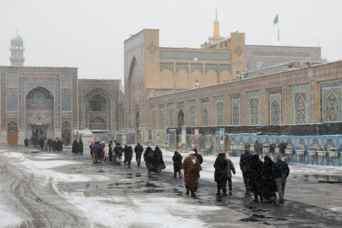 گزارش تصویری I بارش برف در حرم مطهر رضوی