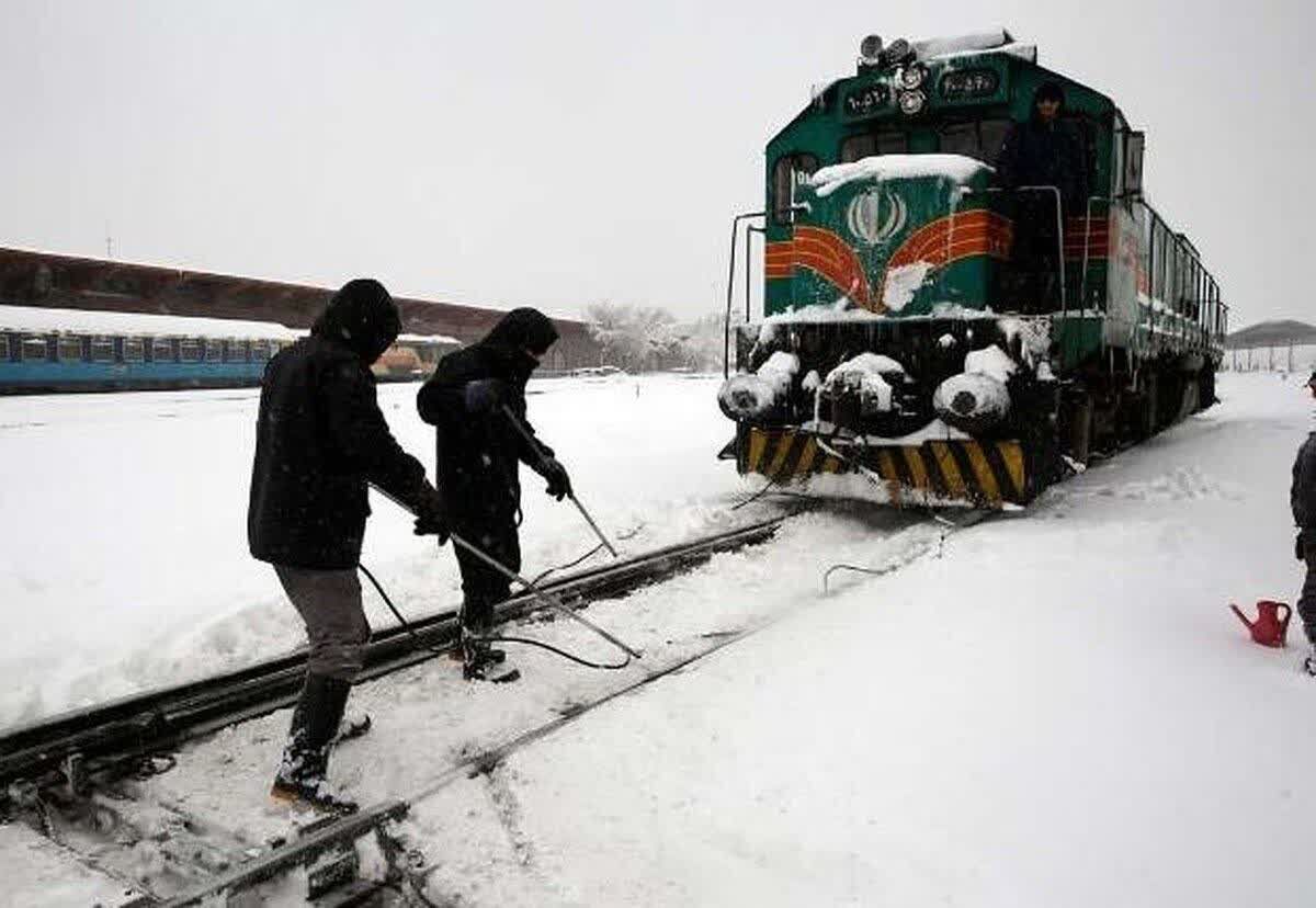 حذف تعدادی از قطارهای تهران-مشهد و بالعکس به دلیل سرمای شدید هوا