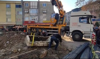 کشف یک تابوت ۲۰۰۰ ساله هنگام تخریب آپارتمانی در ترکیه!