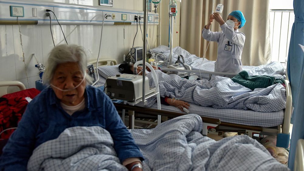 ظرف یک ماه ۶۰ هزار بیمار کووید در چین جان باختند