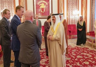 نشست پادشاه بحرین با سناتورهای آمریکایی