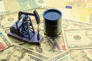 پیش‌بینی درآمد ۴۳.۵ میلیارد دلاری نفت در سال ۱۴۰۲