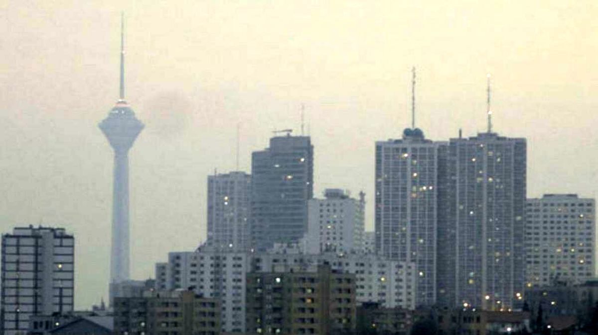 وضعیت قرمز و بنفش آلودگی هوای تهران + عکس