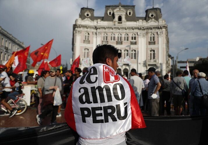 «تسخیر لیما»؛ سرازیر شدن معترضان پرو به پایتخت برای استعفای رئیس‌جمهوری