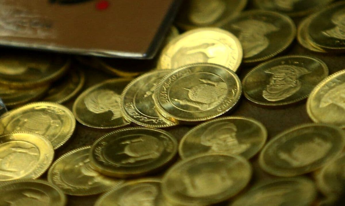 رئیس اتحادیه طلای تهران مطرح کرد: افزایش ۱۱۰ هزار تومانی قیمت هر گرم طلا/ ربع سکه  ۴ میلیون تومان حباب دارد