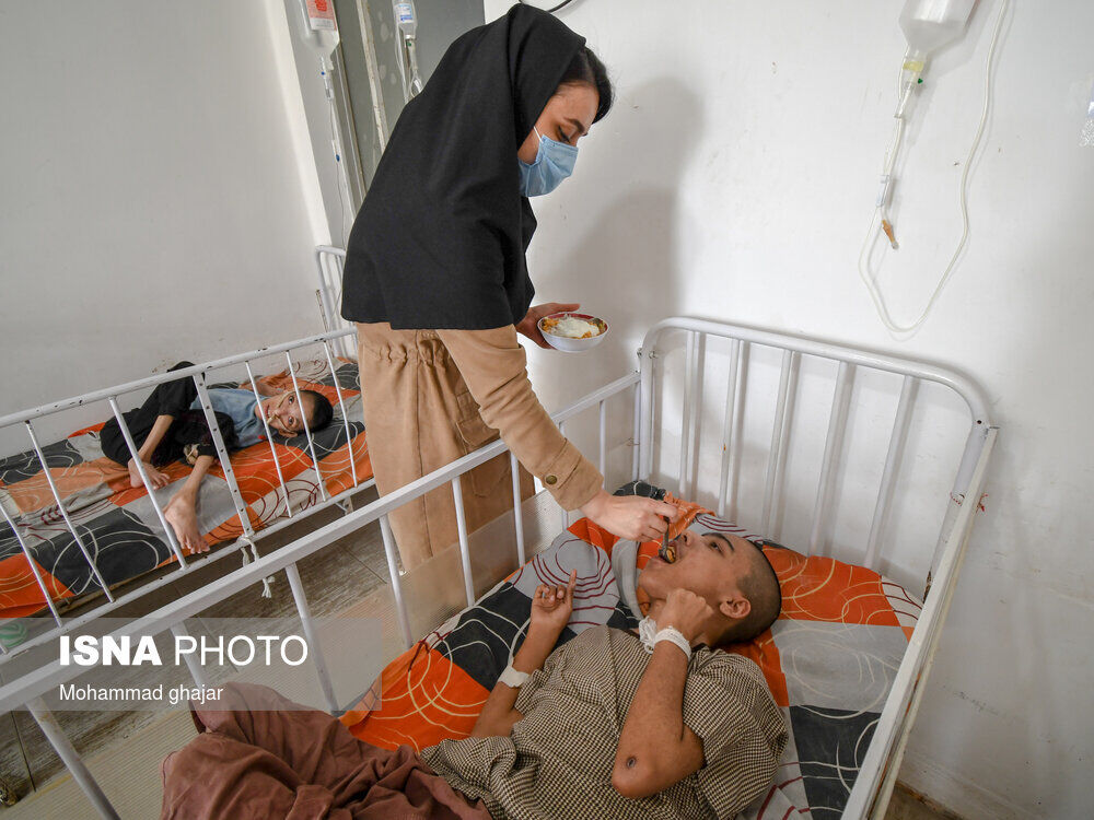 چشم مراکز نگهداری معلولان و سالمندان به دست دولت