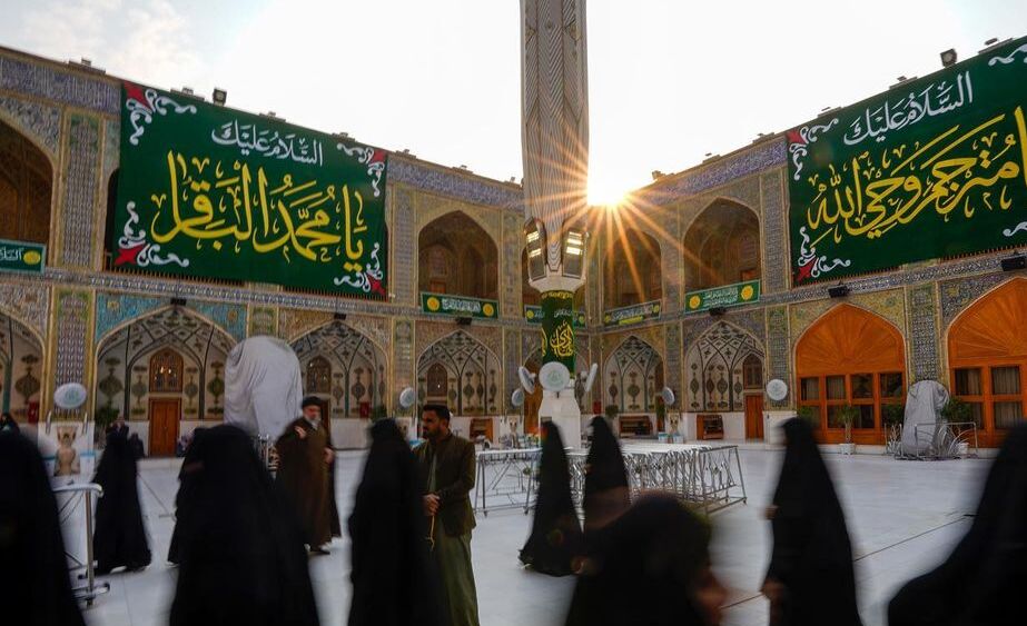 تزیین حرم علوی در آستانه میلاد امام باقر (ع) +عکس