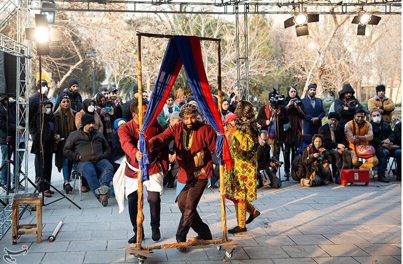 هنرمندانی که برای شکستن تحریم جشنواره تئاتر ۳ تا ۴ میلیارد تومان می خواستند | دبیر جشنواره: من تا امروز ۱۰ میلیارد تومان هم نگرفتم...