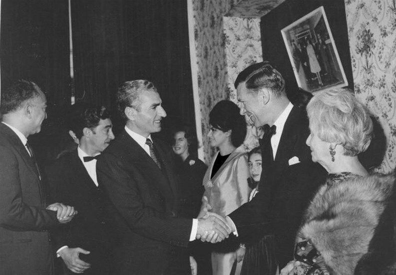 کشور بحرین , محمدرضا پهلوی , مستند , رضا پهلوی , تلویزیون , سینما ,