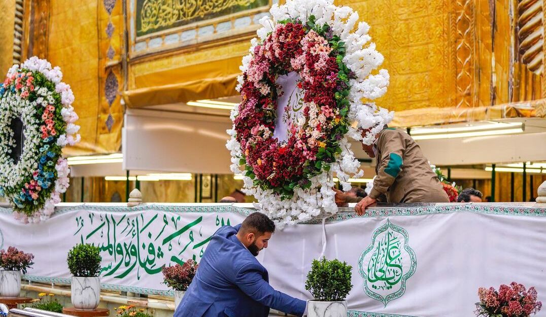 ایوان نجف به مناسبت اعیاد رجبیه گل‌آرایی شد +عکس