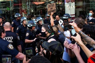 ده‌ها افسر پلیس نیویورک به ارتکاب تخلف علیه تظاهرکنندگان متهم شدند