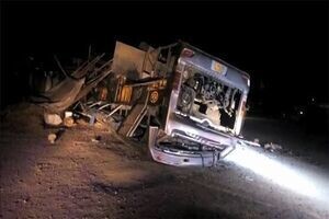 سقوط یک اتوبوس به دره ۳۰ کشته برجای گذاشت