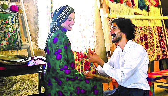 اتاقک گِلی؛ روایتی ناتمام از عشق جنگ و جغرافیای فراموششده اتاقک گِلی؛ روایتی ناتمام از عشق جنگ و جغرافیای فراموششده