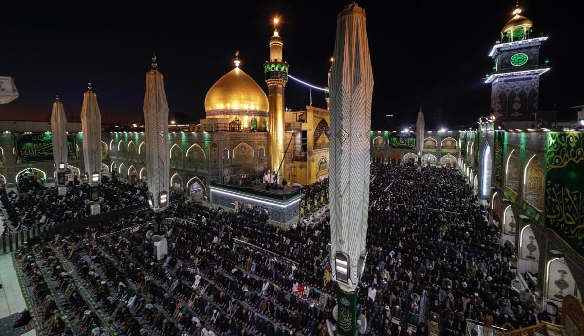 حضور پرشور زائران در حرم امام علی (ع) را ببینید