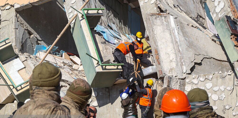 اعزام ۲۹ تیم از ۲۲ کشور به مناطق زلزله‌زده ترکیه از سوی سازمان جهانی بهداشت