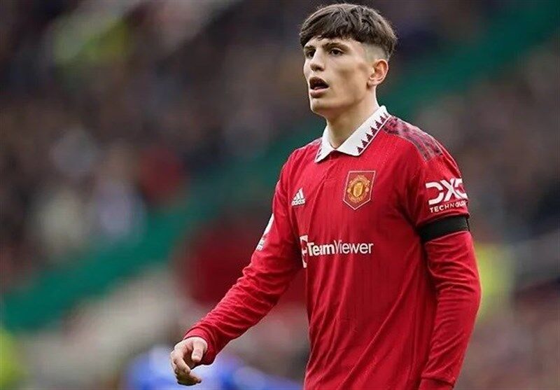 گارناچو با منچستریونایتد ۵ ساله تمدید می‌کند