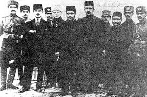 کمیته آهن؛ یک آغاز بدون استقلال