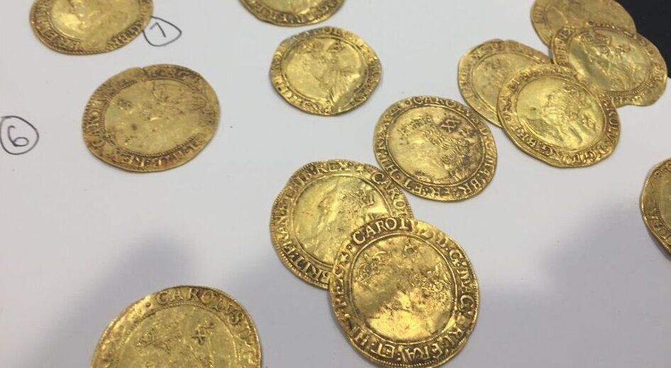 کشف ۴۰۰ سکه تقلبی در بروجرد