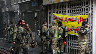 ۲ پلاک اطراف ساختمان ۱۵۳ در پی ریزش احتمالی ساختمان تخلیه شدند