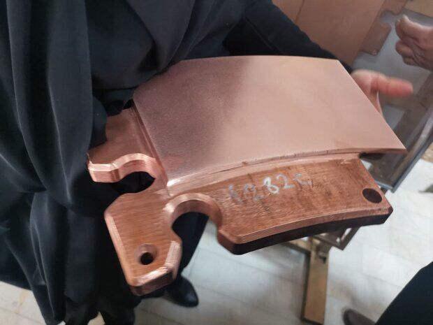 خشت به خشت عشق و ارادت در ترفیع گنبد امام حسین(ع)