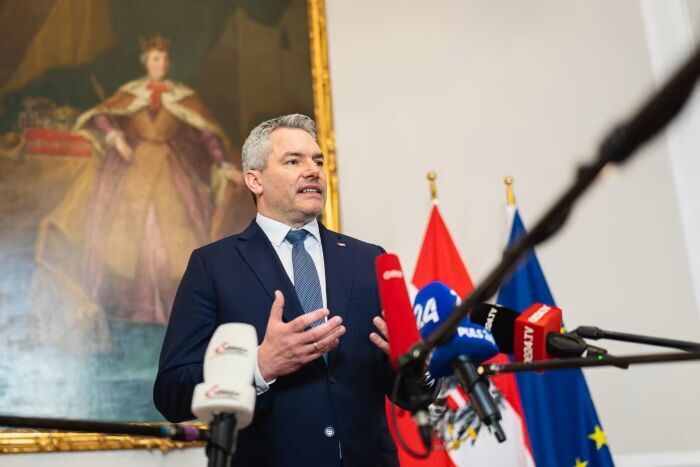 تردید اتریش نسبت به حفظ سیاست بی‌طرفی در جنگ اوکراین