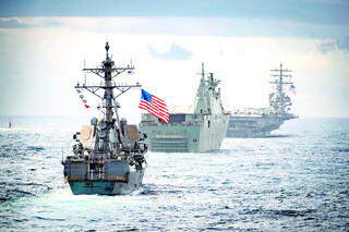 تحلیلی بر رزمایش دریایی جدید آمریکا؛ فیگور فیک