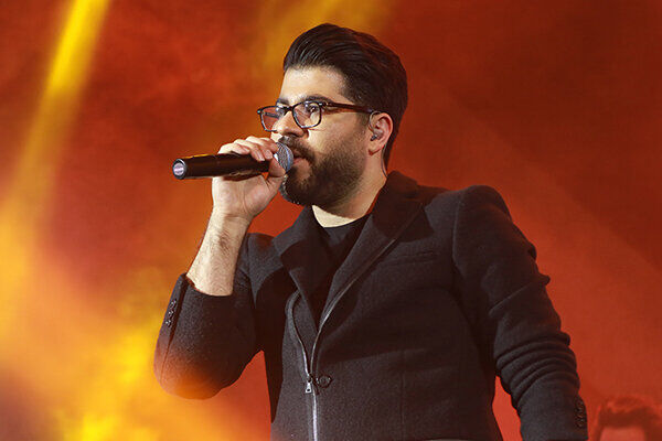 کورس «تکآهنگها» در سایه احیای کنسرتها/ چهرهها به میدان آمدند