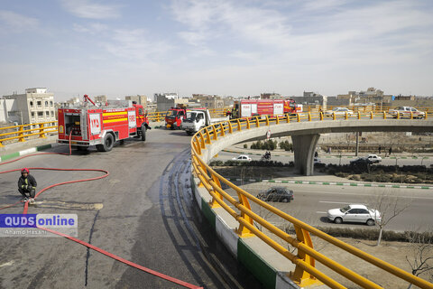 واژگونی تانکر سوخت در پل عباسپور مشهد