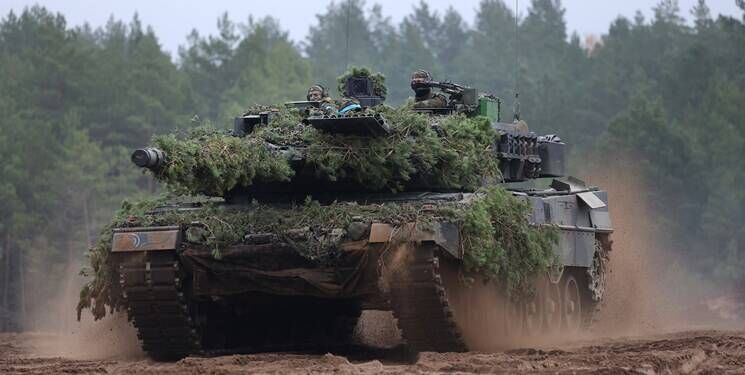تانک‌های آلمانی تا آخر ماه به دست ارتش اوکراین می‌رسد