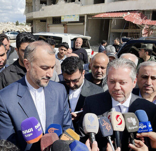 امیرعبداللهیان: ایران دوست روزهای سخت ملت و دولت سوریه است /  به کمک‌رسانی تا مرحله عبور از بحران ادامه می‌دهیم