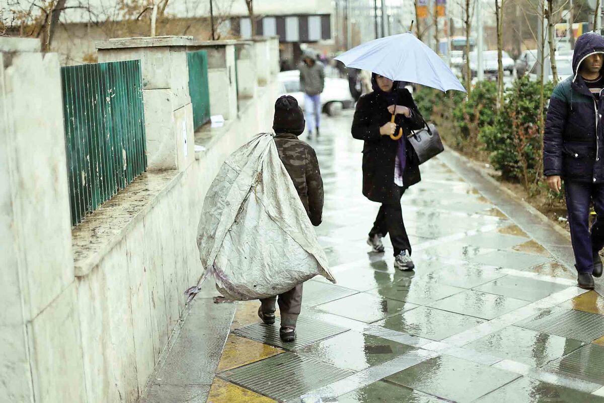 طرح جمع آوری کودکان کار۳۲ بار اَبتر بوده است / سر شبکه‌های استثمار کودکان، چهارراه های تهران را میلیاردی خرید و فروش می کنند