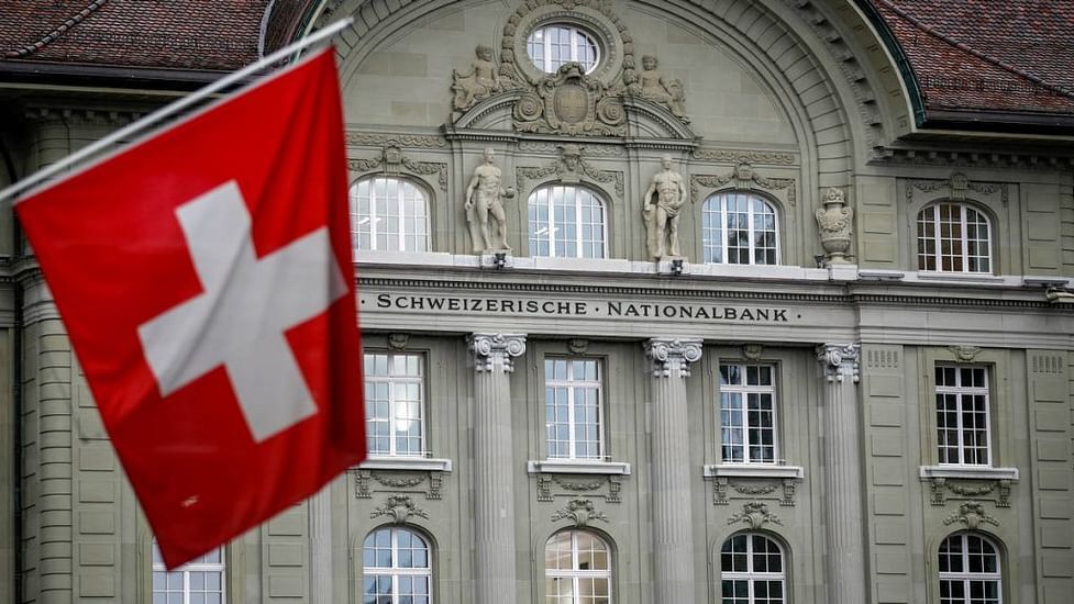 هشدار بانکداران سوئیسی بابت از دست دادن مشتریان ثروتمند