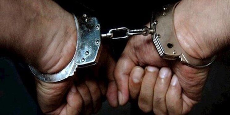 دستگیری ۵ قاچاقچی در هنگ تایباد/بیش از ۳ کیلو هروئین بلعیده شده کشف شد