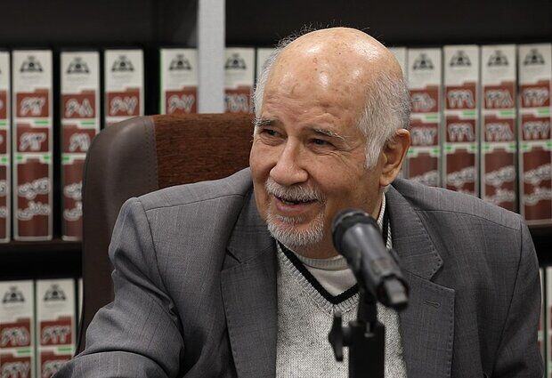 اندیشمندان برجستهای که امسال چهره در نقاب خاک کشیدند